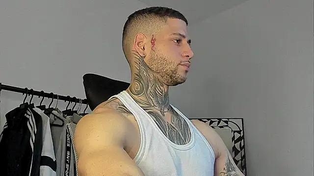  jamesleandros1 online show from October 17, 10:25 pm