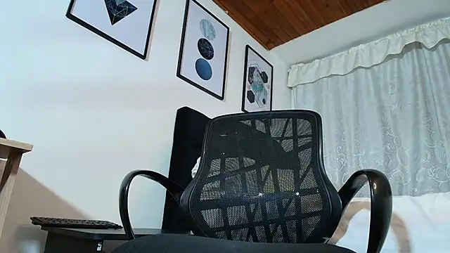 sam her online show from December 16, 1:12 am