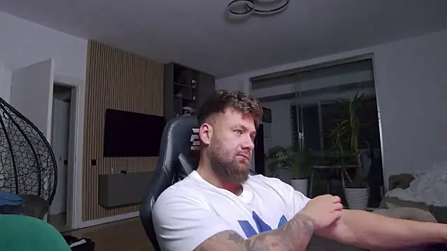 UbbeViking online show from March 2, 8:25 pm