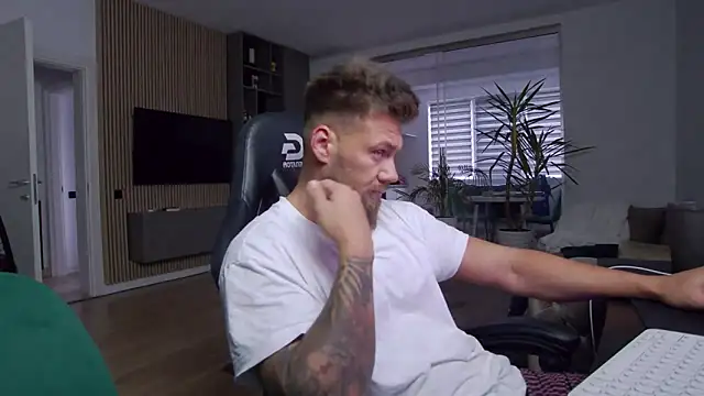 UbbeViking online show from December 11, 9:10 am