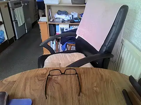 daddyflash online show from April 1, 10:39 am