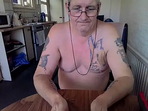 daddyflash online show from September 22, 10:48 am