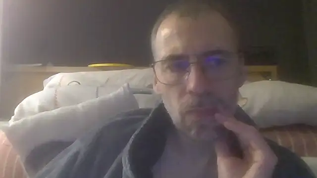 ptitcanard60600 online show from September 30, 10:02 pm