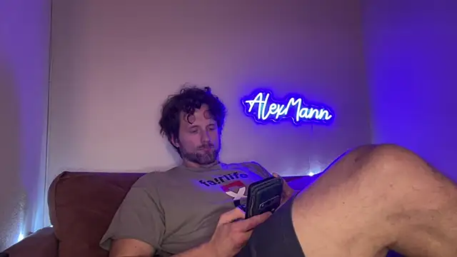 alexmannd online show from December 2, 2:14 am