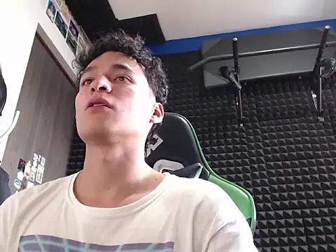 Curly Angel24 online show from April 1, 6:05 pm