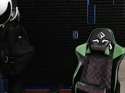 Curly Angel24 online show from October 4, 1:10 am