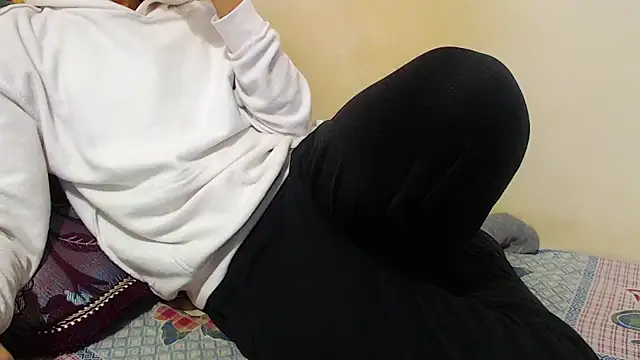 Alexdelarge323 online show from January 25, 11:23 am