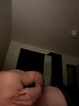 Tomhot3869 online show from October 6, 7:18 pm