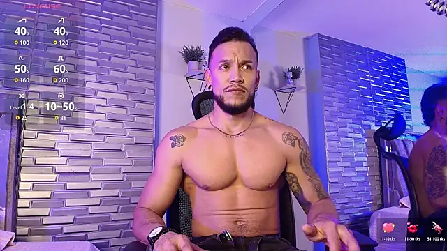 ARON TAYLER01 online show from March 10, 10:10 am