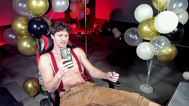 dirty-boss online show from October 5, 3:32 am