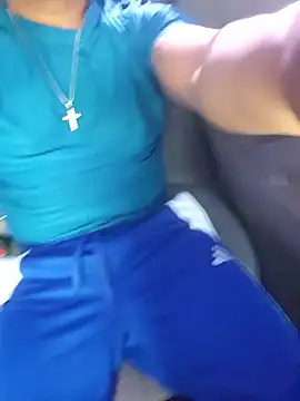 Snapshot of Easing_Order chatting on March 6, 11:42 pm Easing Order online show from March 6, 11:42 pm