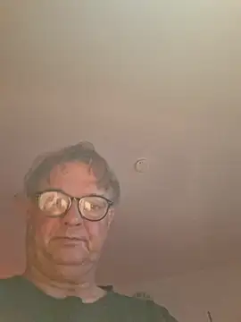 Seltsamoder online show from November 18, 4:27 am