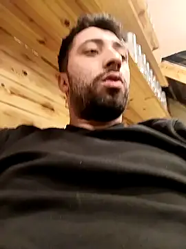 Snapshot of Rakiyy34 chatting on February 1, 9:21 am Rakiyy34 online show from February 1, 9:21 am