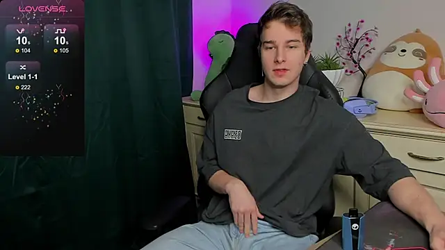 Vincent Strong online show from September 14, 8:16 am