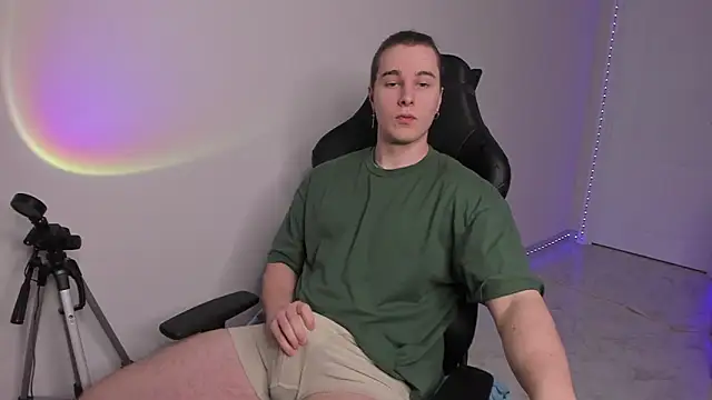 Vincent Strong online show from February 15, 8:11 am