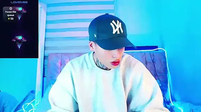 Snapshot of _justinmoon2 chatting on March 18, 5:13 am  justinmoon2 online show from March 18, 5:13 am