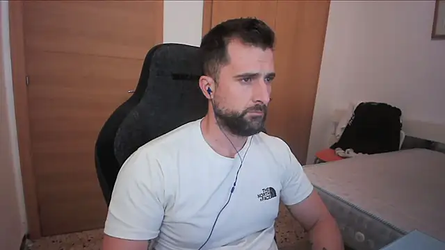 alex877x online show from October 9, 4:23 pm