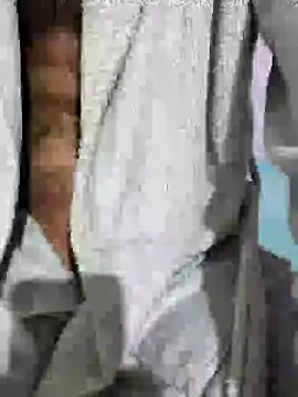 Snapshot of _Scorpion_ chatting on January 7, 8:21 pm Scorpion online show from January 7, 8:21 pm