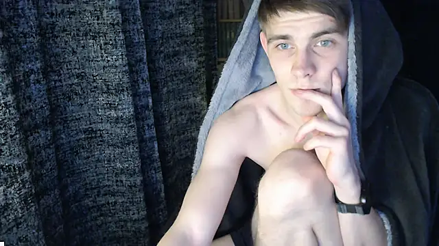 Student Oliver online show from January 11, 7:28 pm