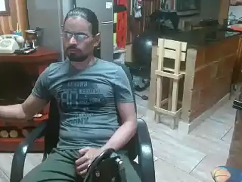 Dr Pocholate84 online show from December 5, 1:36 am