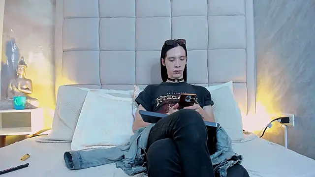 Hecatee 77 online show from October 20, 8:13 pm