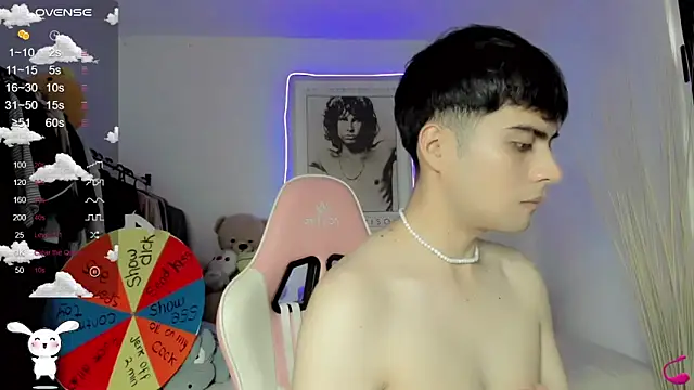 lucas cute online show from February 26, 3:41 pm