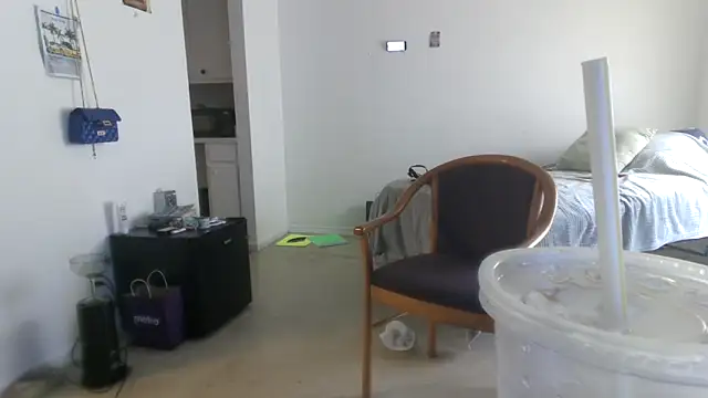 Peachestabby147 online show from February 22, 10:11 pm