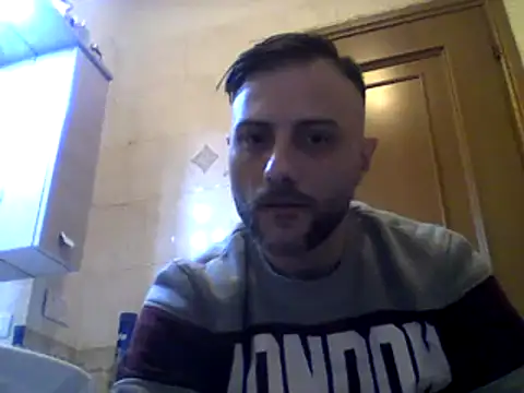 coppiasenzacensura online show from March 11, 9:59 pm