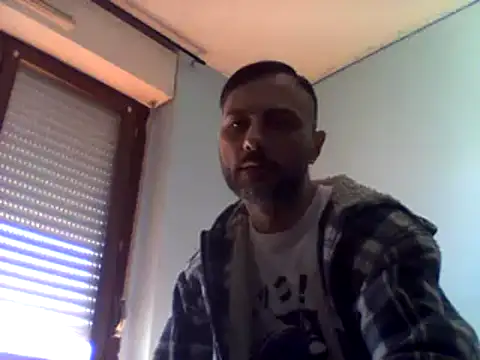 coppiasenzacensura online show from March 20, 8:09 am