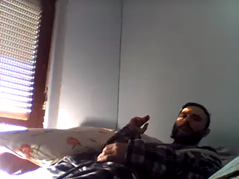 coppiasenzacensura online show from December 12, 7:41 am