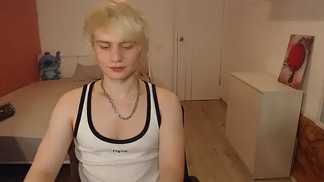 Oliver sweet  online show from March 2, 1:38 am