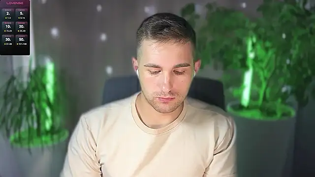 Sweeet  boy online show from March 18, 12:39 pm