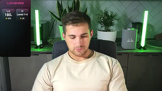 Sweeet  boy online show from December 21, 7:27 pm