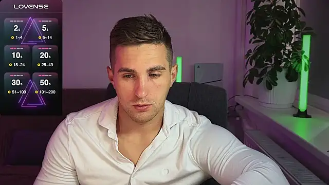 Sweeet  boy online show from September 13, 8:59 am