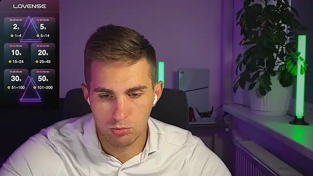 Sweeet  boy online show from September 18, 11:23 am