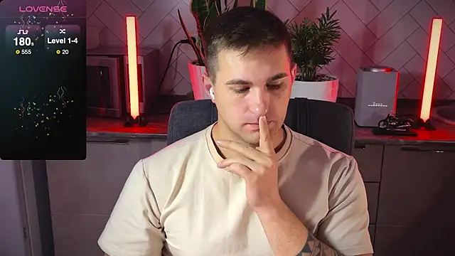 Sweeet  boy online show from January 10, 7:25 am