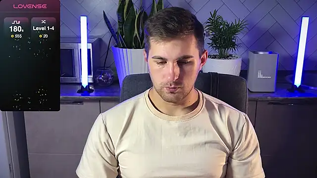 Sweeet  boy online show from December 28, 8:37 am